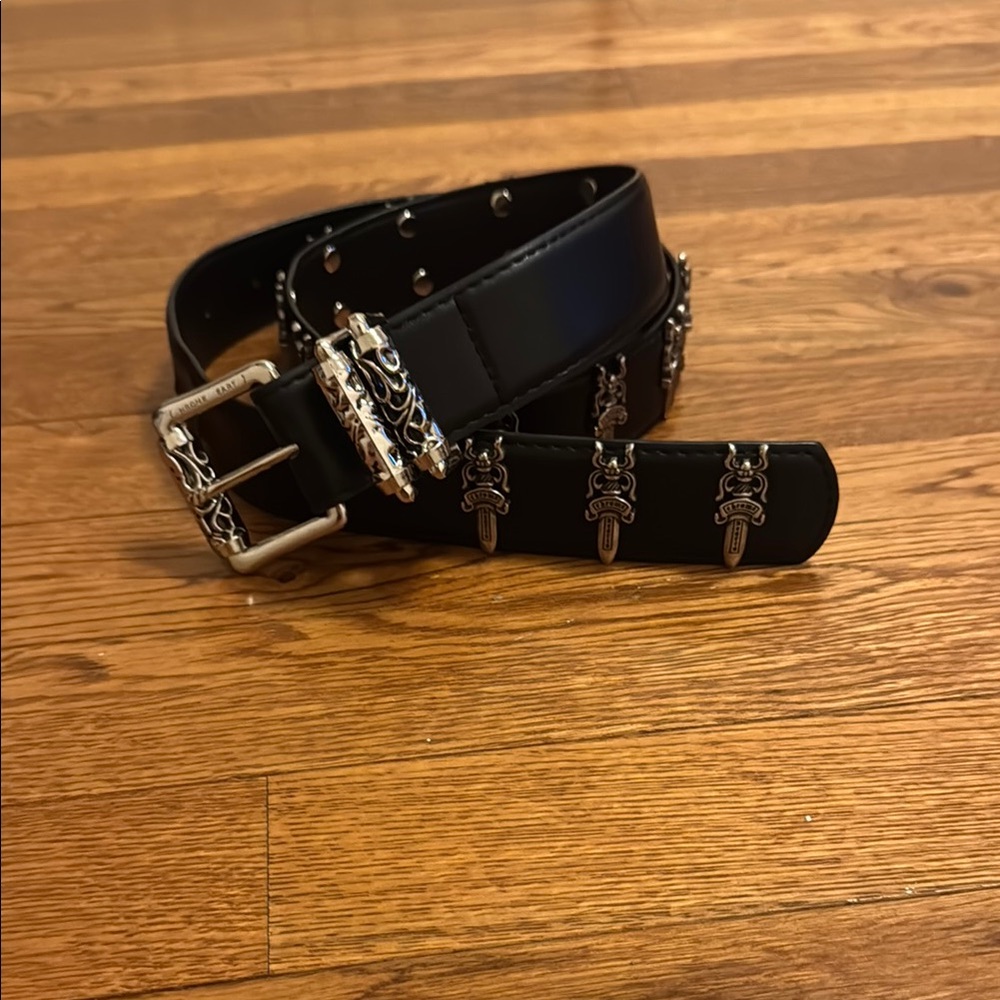 Men's Black Leather Chrome Hearts belt